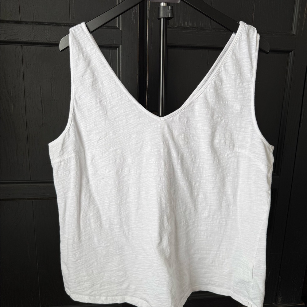 Lilly Pulitzer White Textured Tank Top
